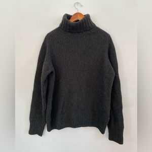 Fjallraven Övik Roller Neck Sweater in Dark Olive